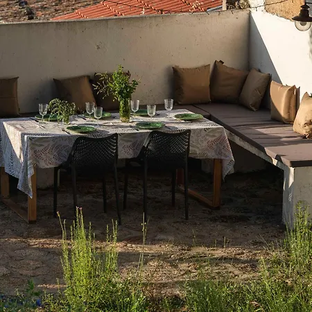 Casa Trebaruna - Refugio Numa Aldeia Do Interior *